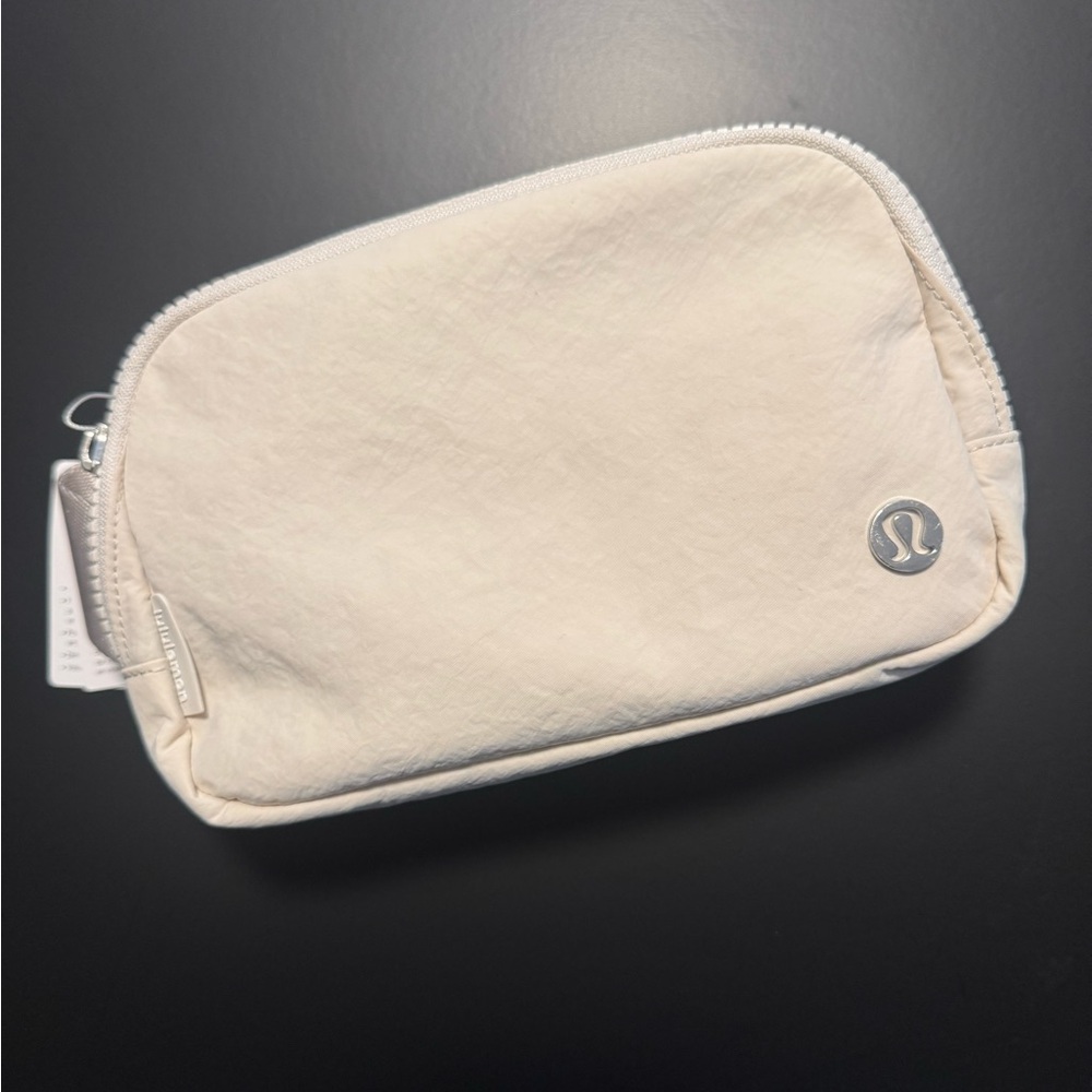 Lululemon EBB